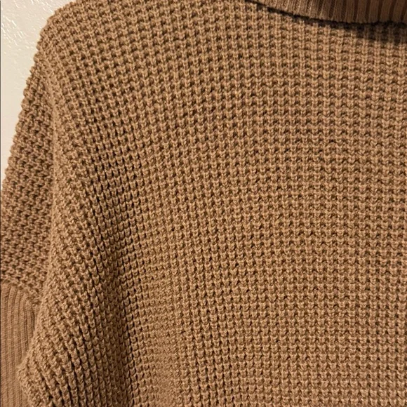 MICHAEL Michael Kors Tan Turtleneck Sweater Small - Picture 4 of 9